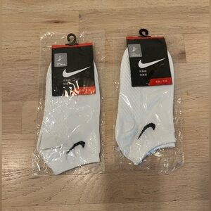 Brand new nike women’s socks